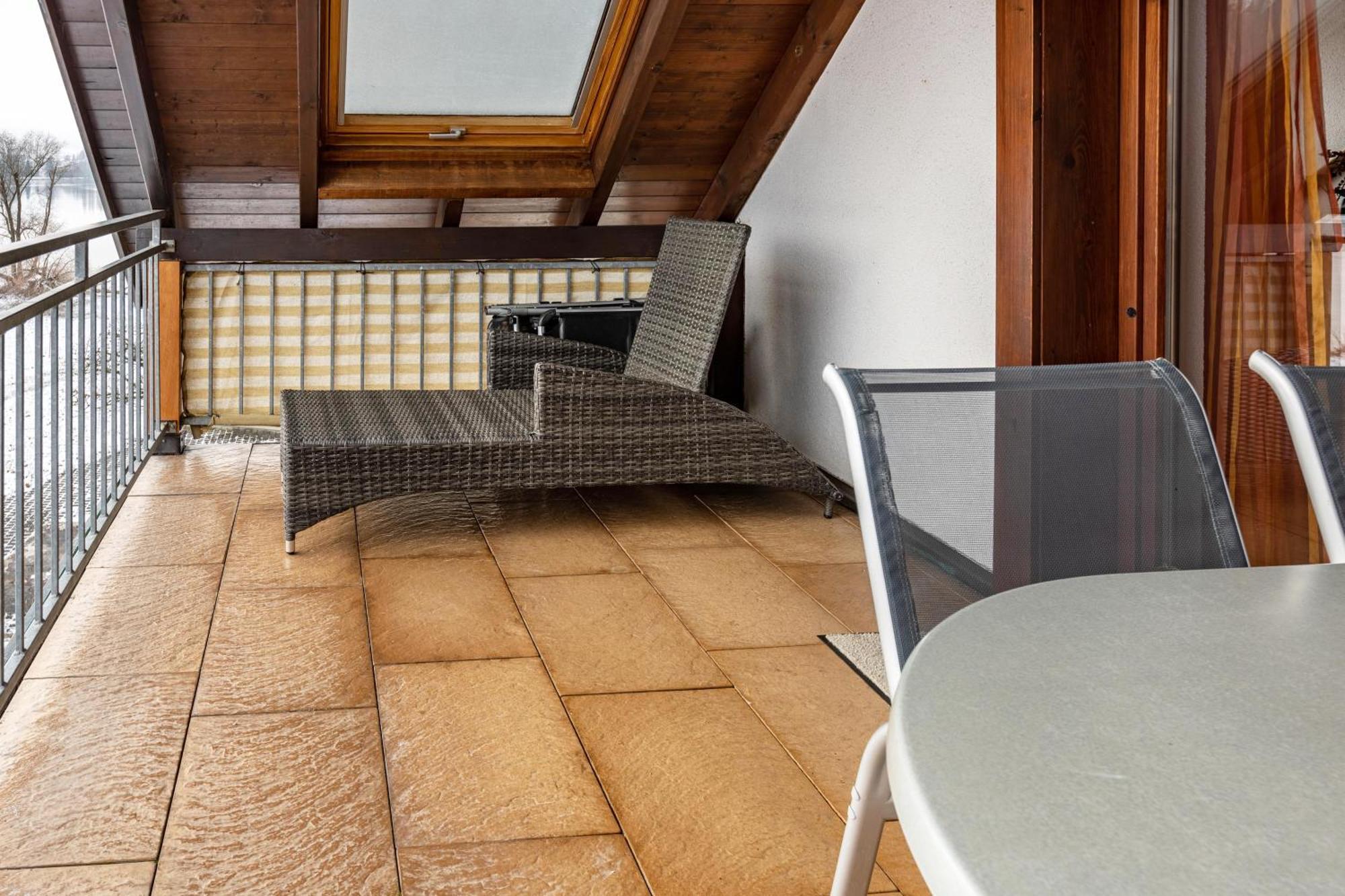 Martin Lafar Apartment