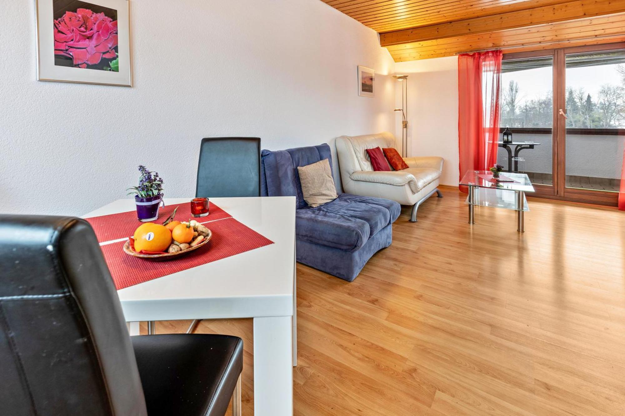 Martin Lafar Apartment