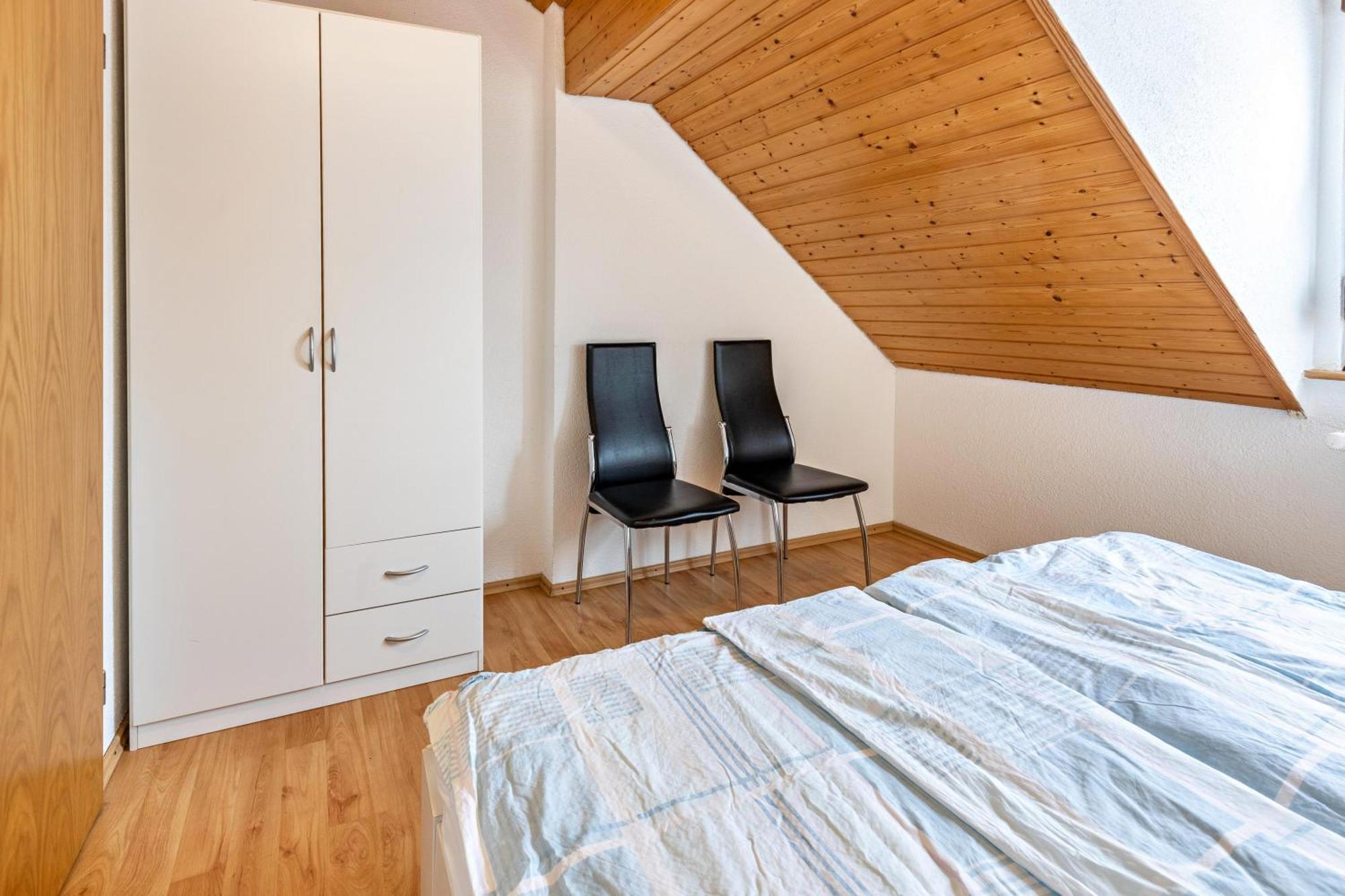 Martin Lafar Apartment *