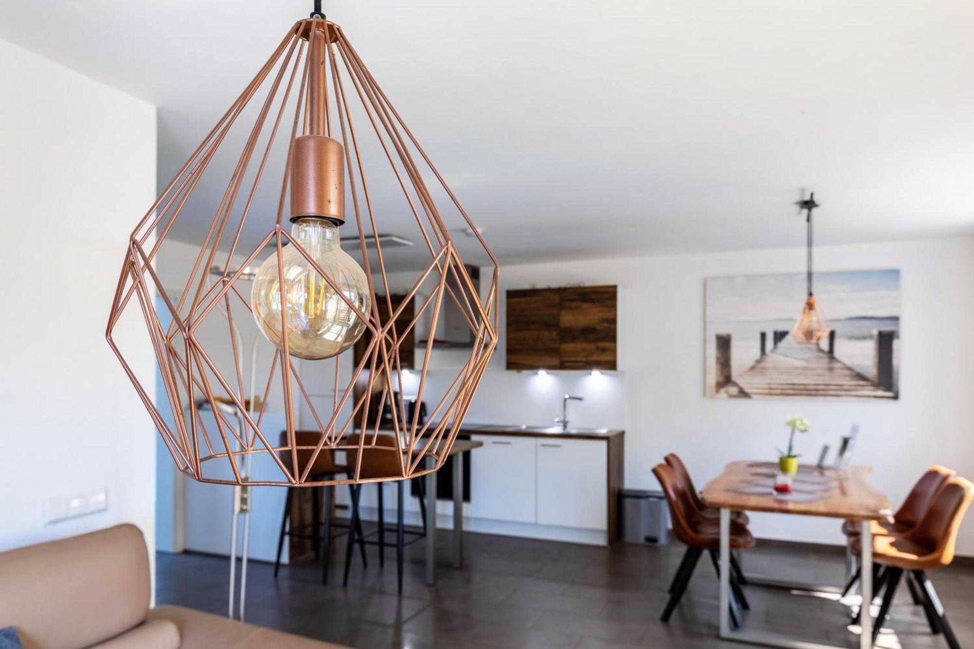 Martin Lafar Apartment *